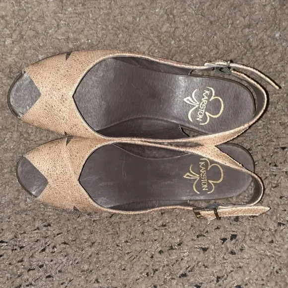 KARSTON (EMILIE KARSTON NOW)-Cracked Gold Leather Slingbacks-Sz 39-NWOB - Picture 6 of 7